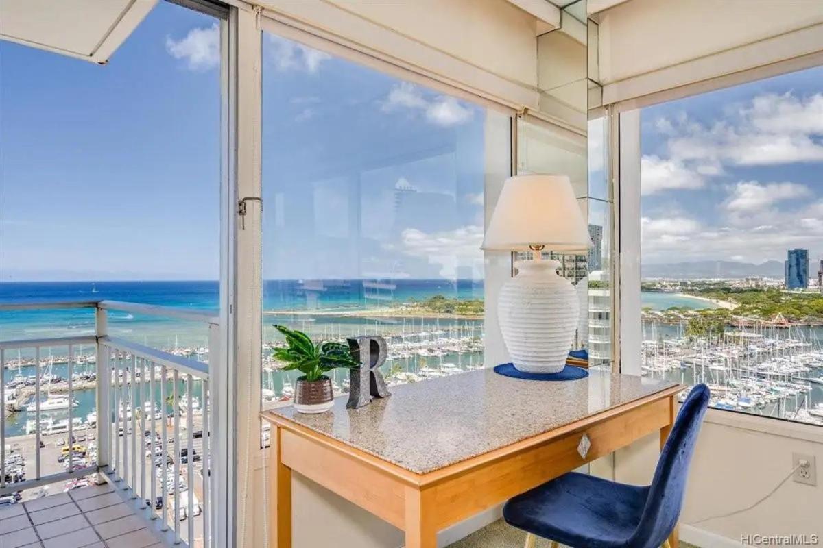 Ilikai #1743 Panoramic Views On Waikiki Beach Aparthotel Honolulu Buitenkant foto